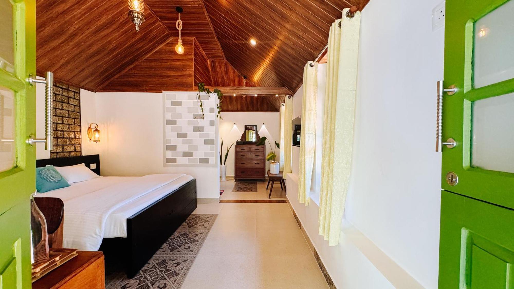 Calm Shack - 2 Bedroom-Boutique Farm Stay Munnar Eksteriør billede