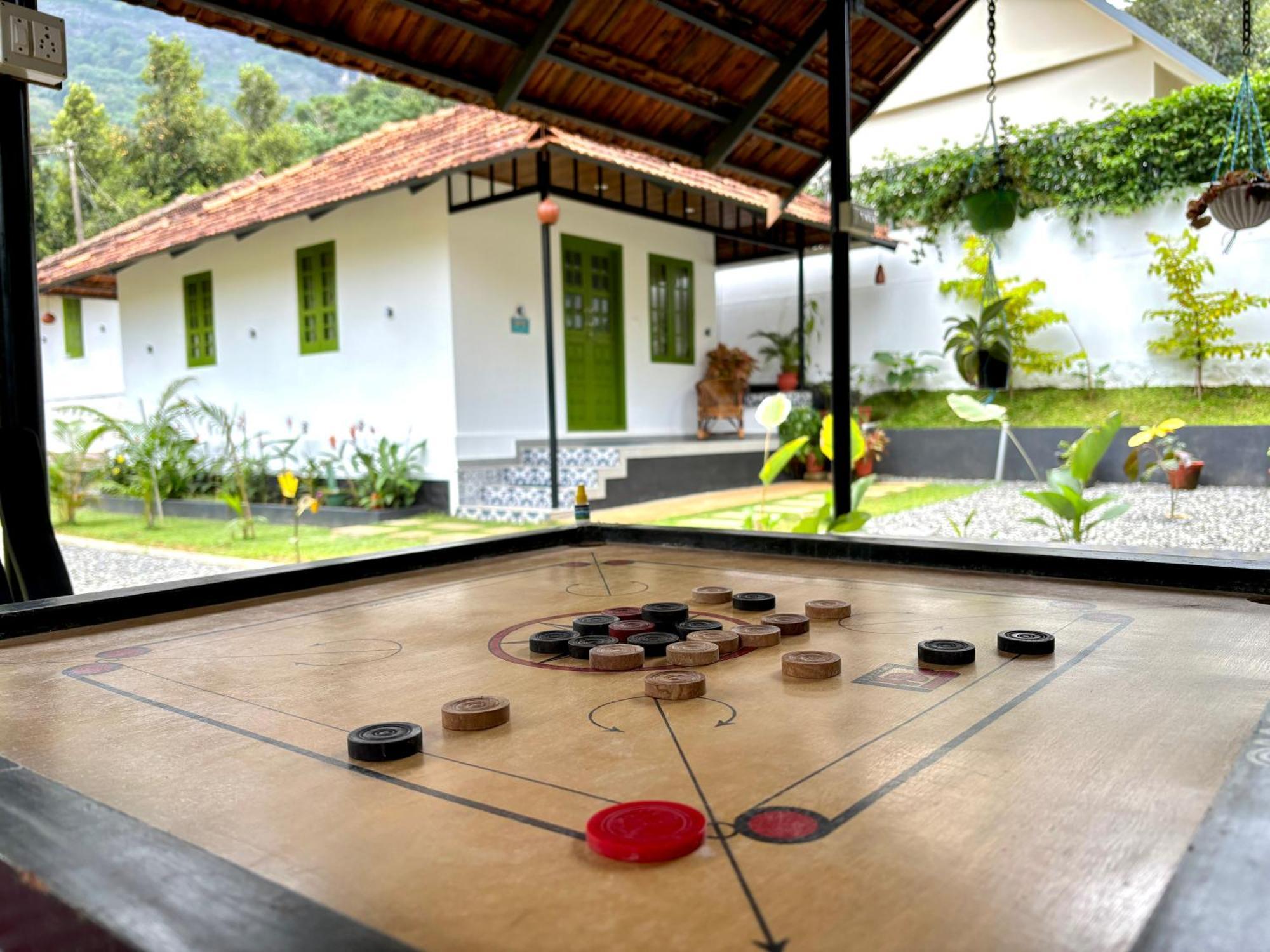 Calm Shack - 2 Bedroom-Boutique Farm Stay Munnar Eksteriør billede