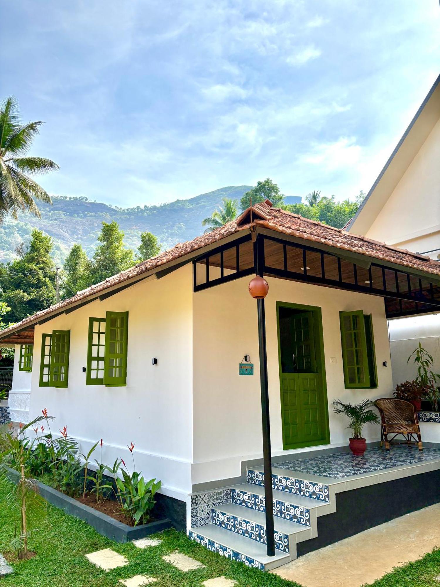 Calm Shack - 2 Bedroom-Boutique Farm Stay Munnar Eksteriør billede